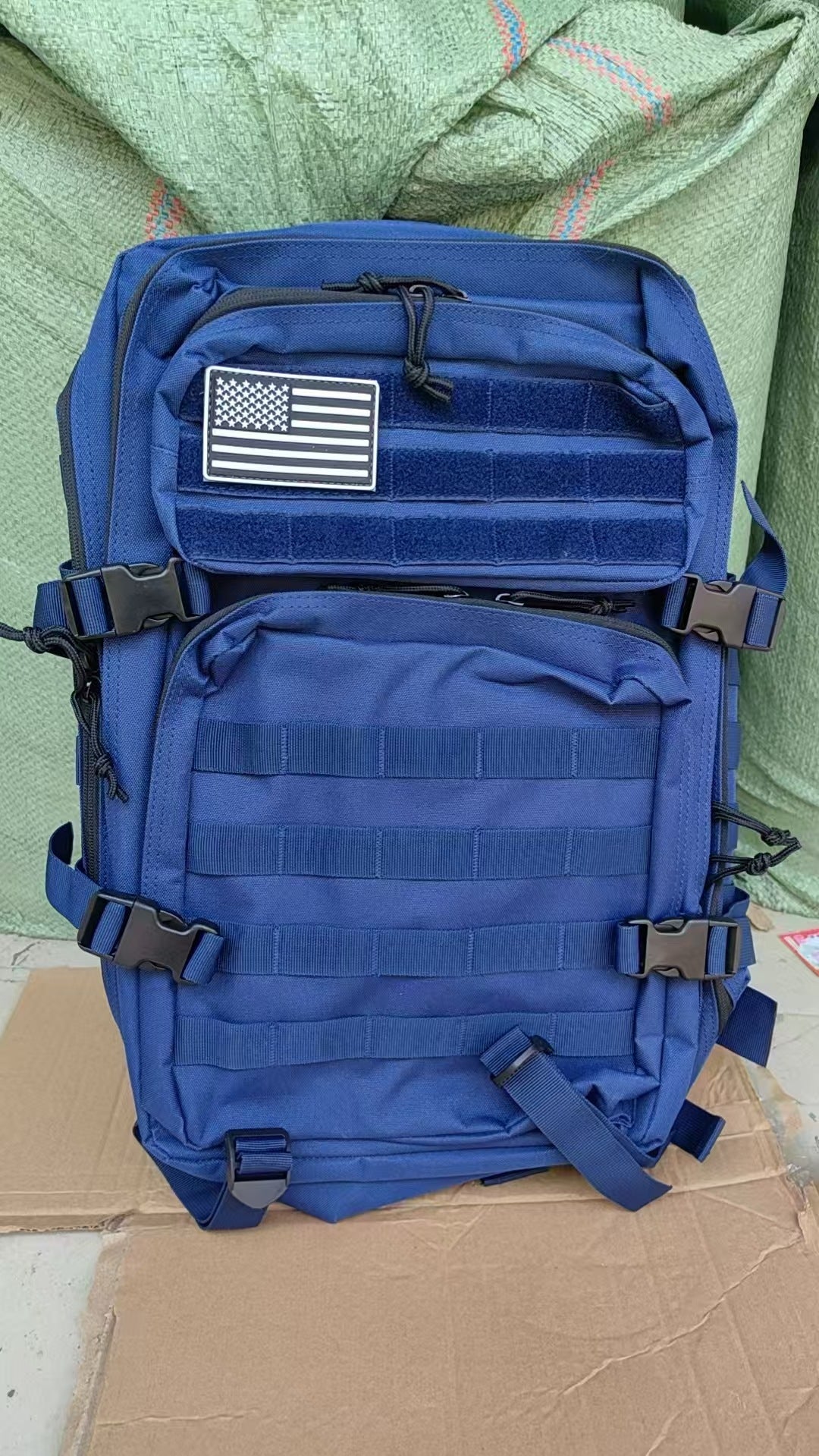 Large Capacity Camping Hiking Waterproof Multifunctional Sports Backpack