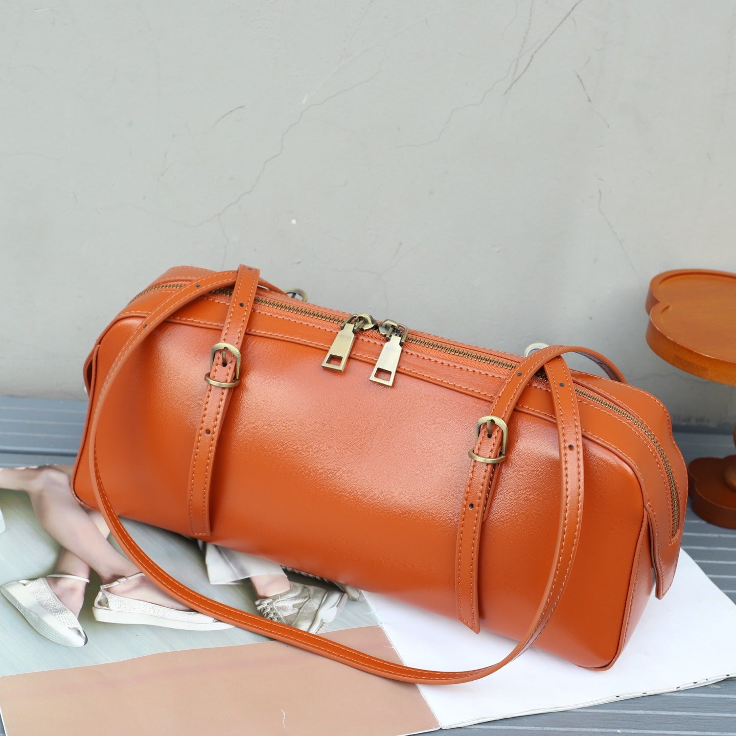 Women's First Layer Cowhide Niche Vegetable Tanned Leather Genuine Bowling Simple Bags