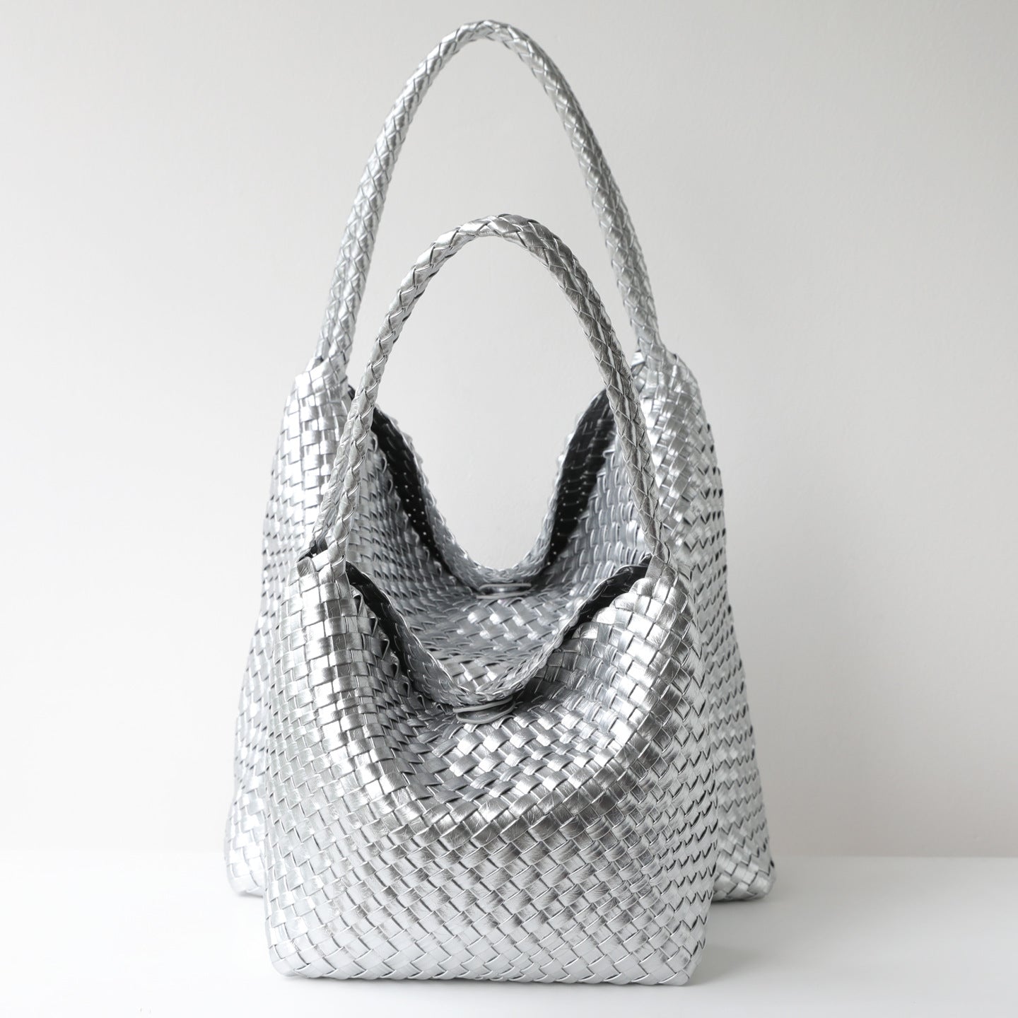 Women's Leather Hand-woven Large Capacity Totes Stylish Bags