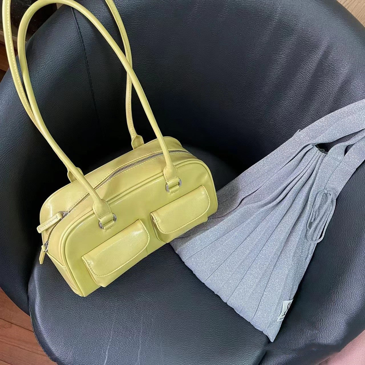 Dizzy Needle Xu Ya Jin Bowling Handbags