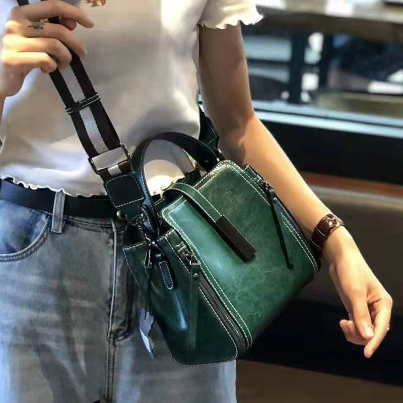 Women's Genuine Leather Fashion Portable Large Capacity Bucket Bags