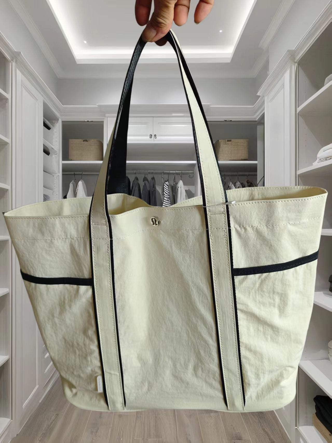 Women's Large Simple Lightweight Yoga Commuter Fitness Tote Bag