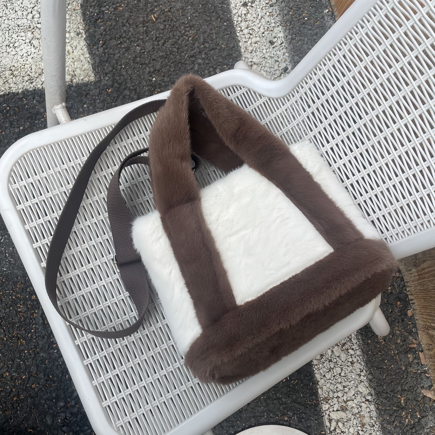 Furry Stitching Contrast Color Commuter Plush Women's Handbag
