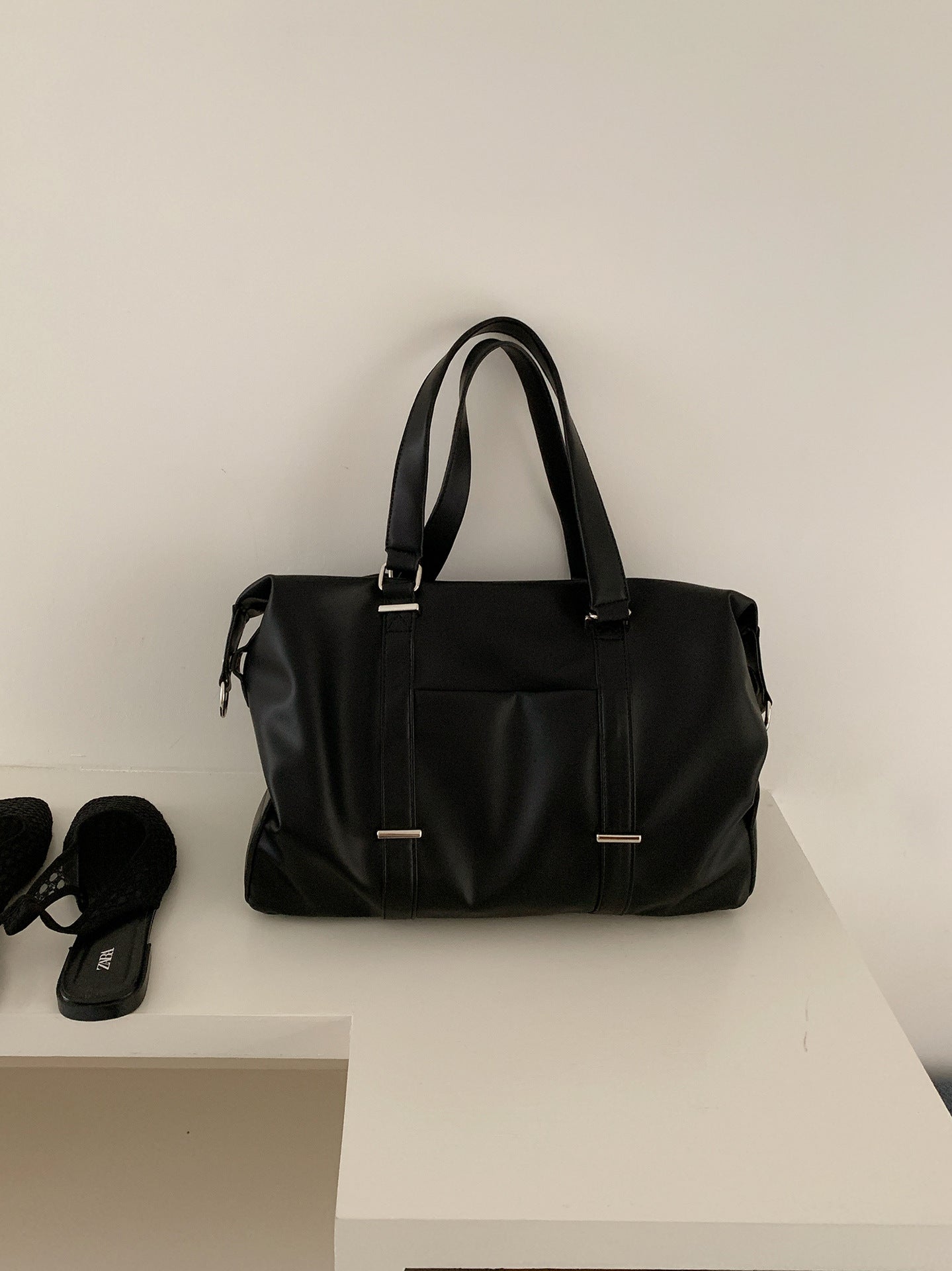 Capacity Retro Business Traveling Simple Light Women's Shoulder Bag