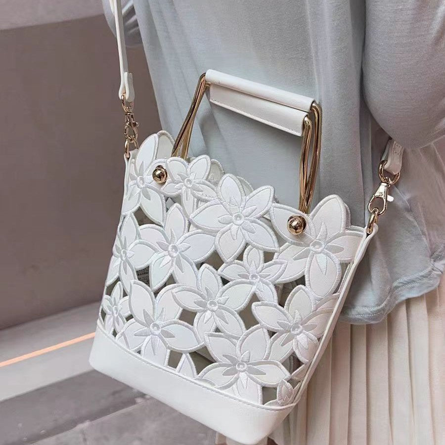 Women's French Style Woven Summer Lace Portable Women's Messenger Bag