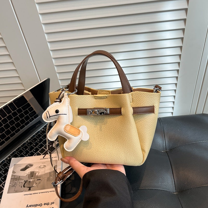 Fashionable Retro High Stylish Textured Elegant Niche Bucket Bags