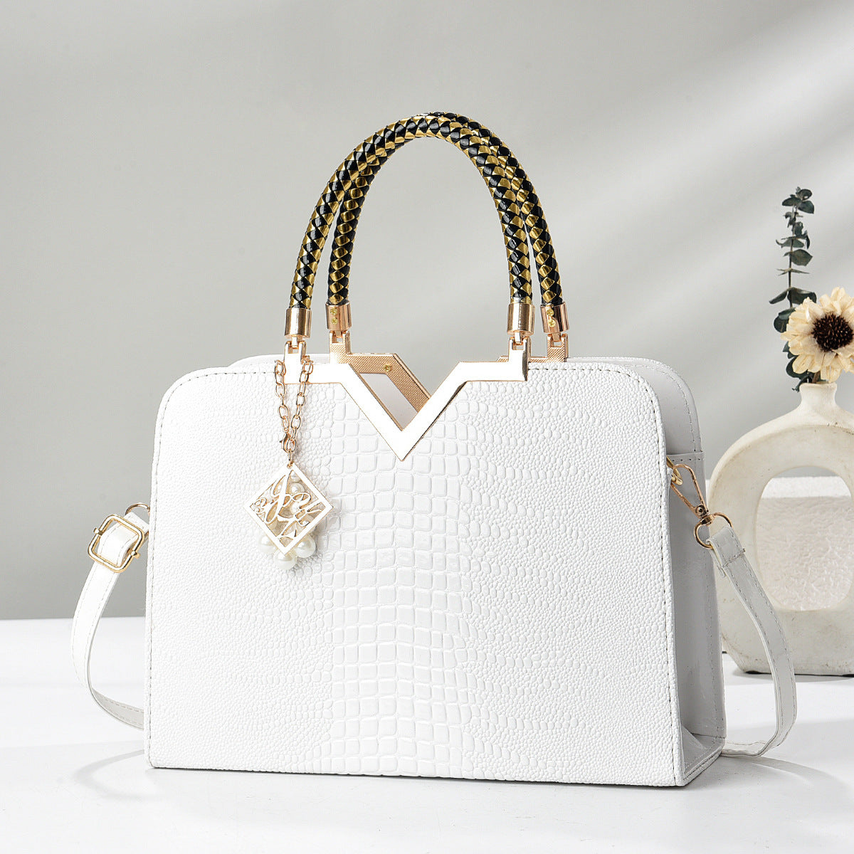 Capacity Fashionable Simple Fashion Summer Elegant Women's Handbag