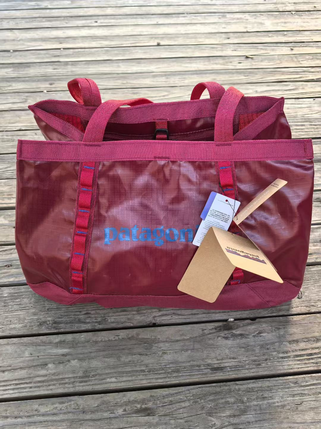 Women's & Men's Large Capacity Waterproof Dry Wet Separation Tote Bag