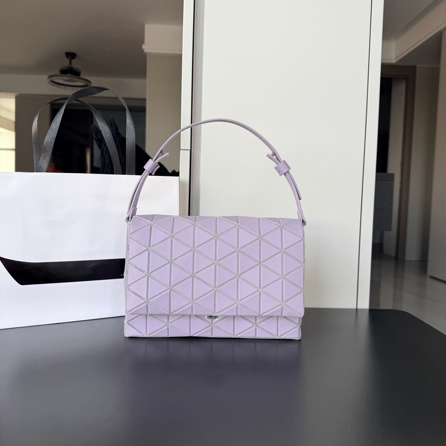 Classy Beautiful Women's Large Retro Flip Bags