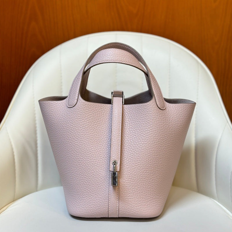 Women's Handmade Wax Line First Layer Cowhide Steel Hardware Vegetable Women's Handbag