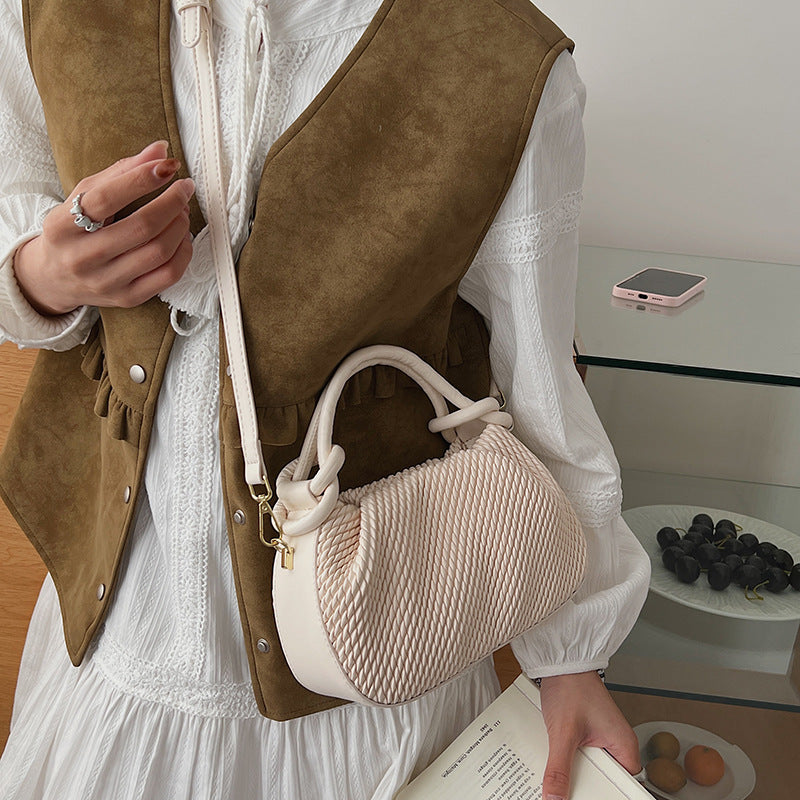Women's Versatile Vegetable Basket Fashionable Niche Bucket Bag