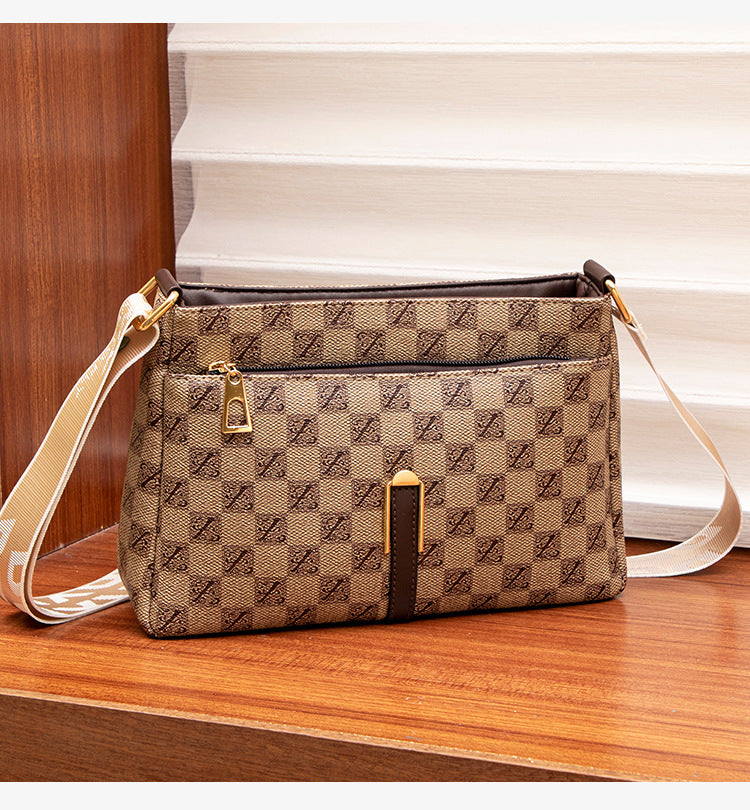 Women's Fox Fashion Elegant Commuter High Sense Large Capacity Shoulder Bags