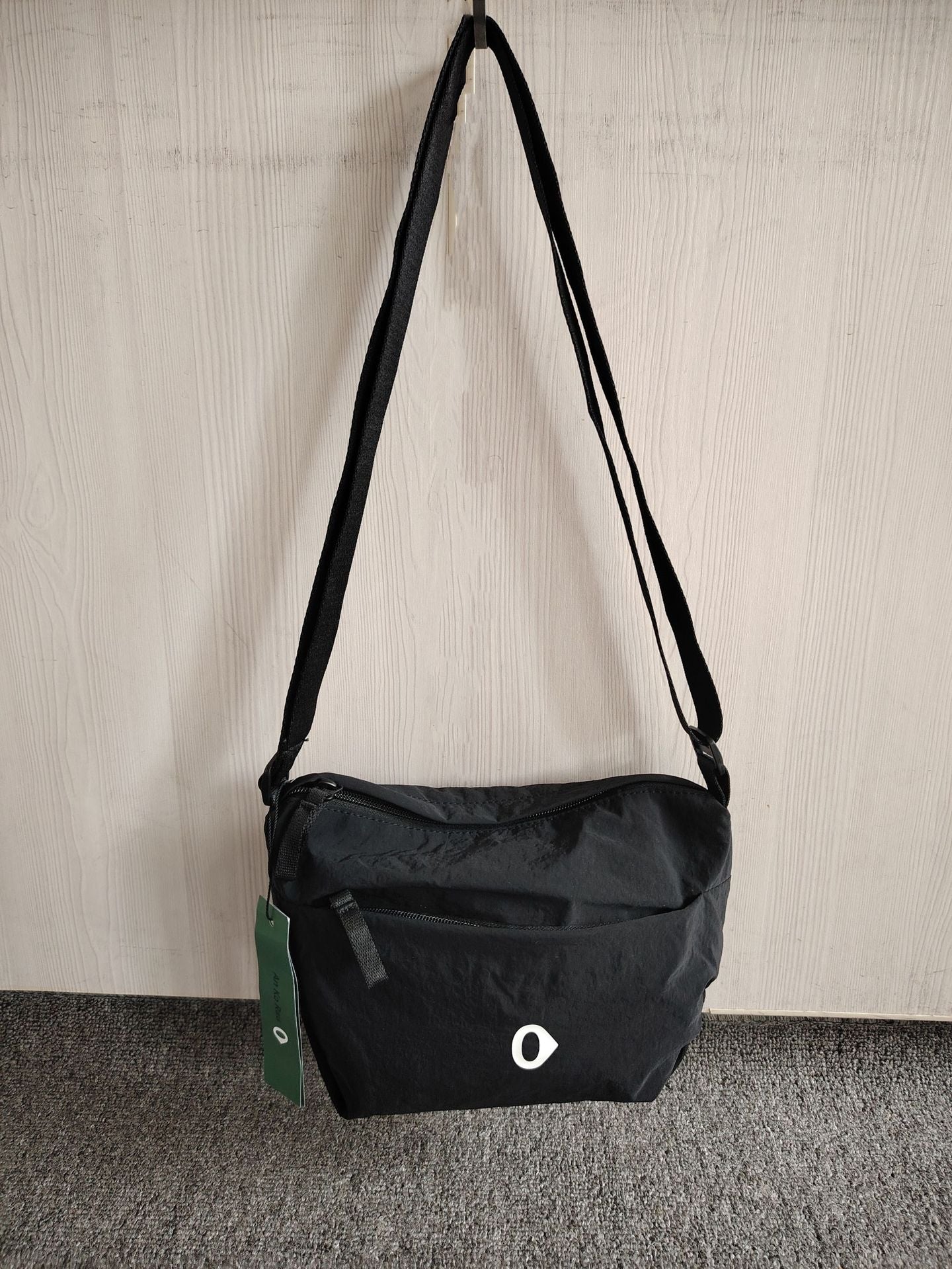 Women's Plain Style Pointed Logo Solid Color Bags