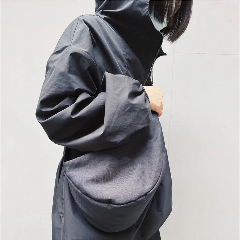 Unisex Nylon Simple Commute Banana Dumpling Women's Messenger Bag