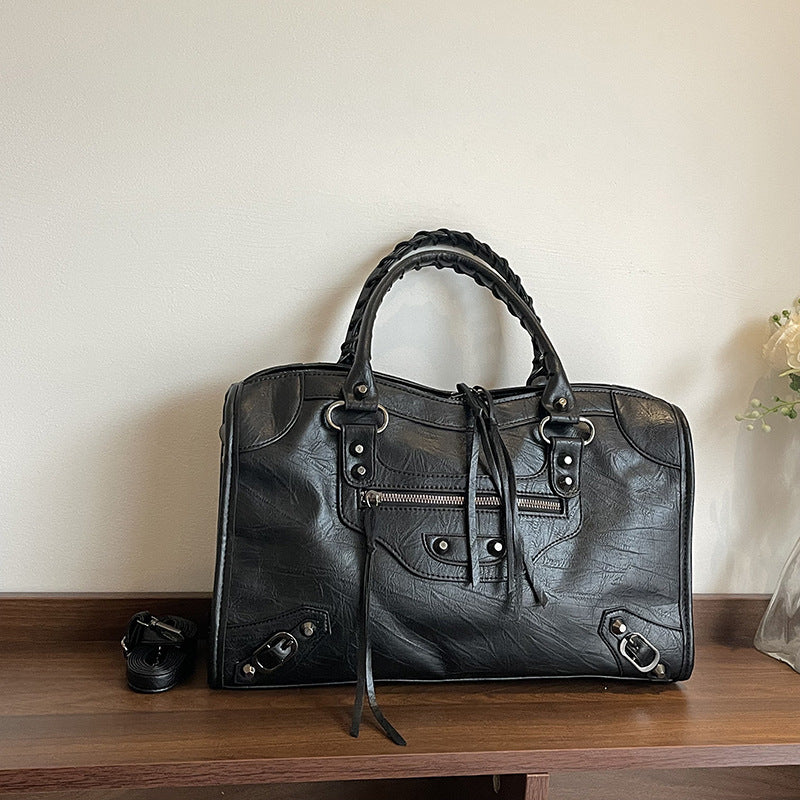 Women's Retro Rivet Motorcycle Trendy Large Capacity Women's Shoulder Bag