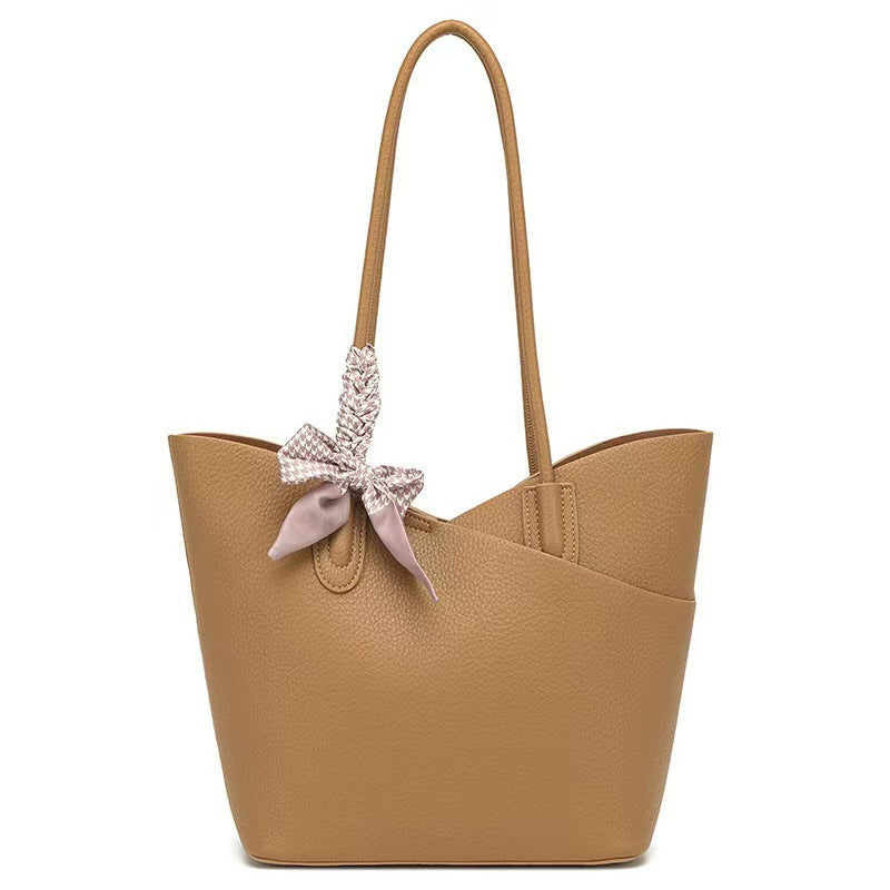 Women's Vegetable Basket Underarm Fashion Large Capacity Commuter Son Tote Bag