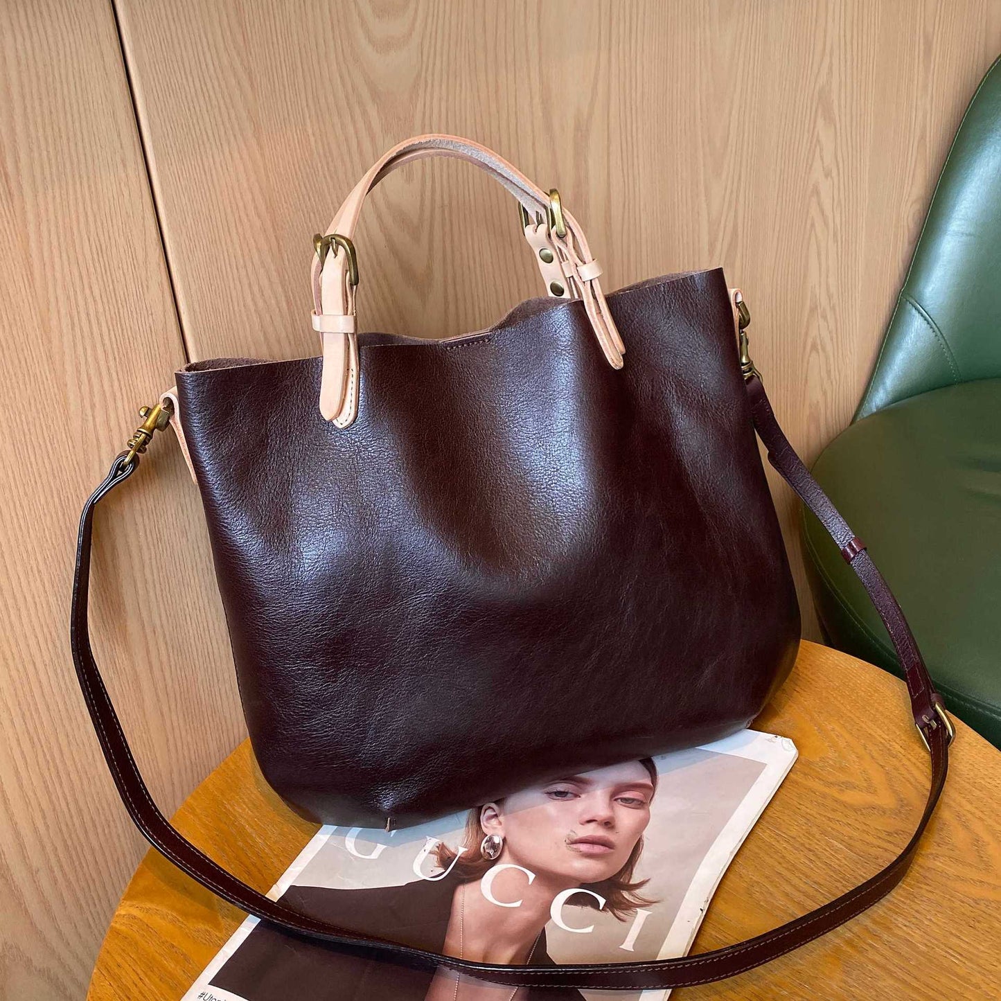 Women's First Layer Vegetable Tanning Leather Retro Commuter Genuine Tote Bag