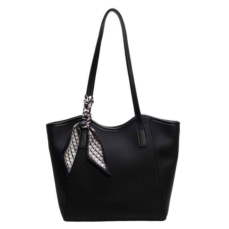 Elegant Retro Large Capacity Underarm Commuter Bags