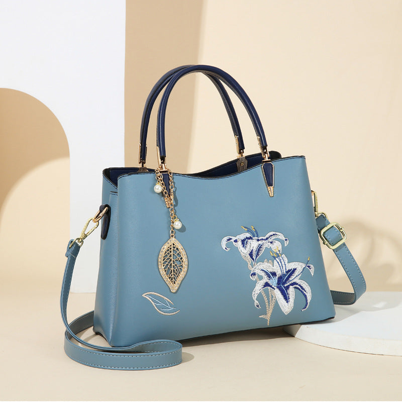 Women's Day Light Luxury National Style Embroidered Handbags