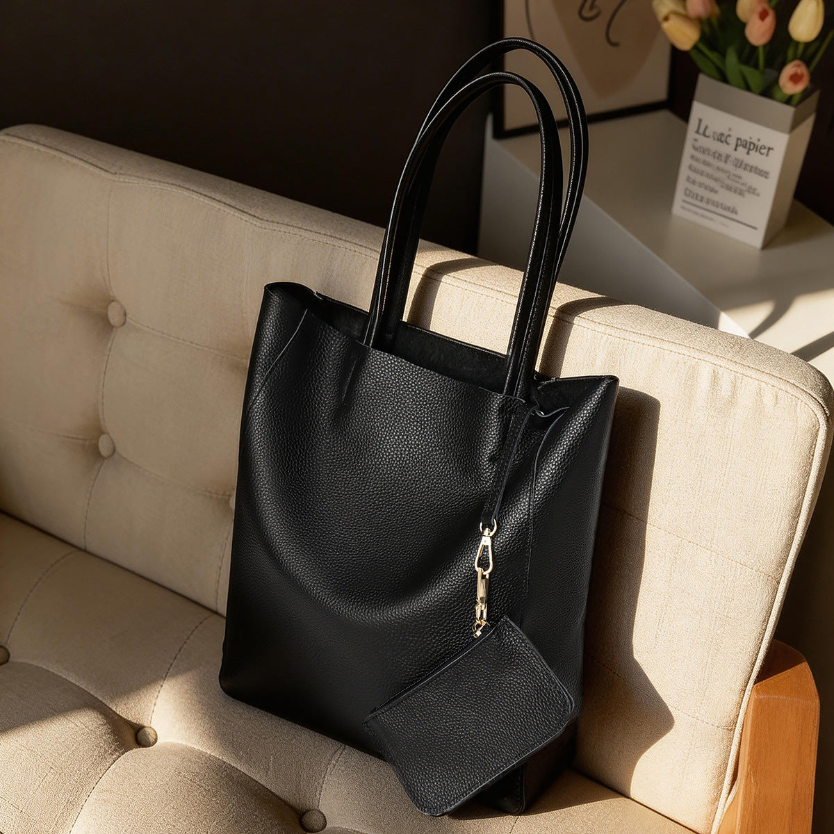 Women's Leather Large Capacity Commuter Portable Big Tote Bag