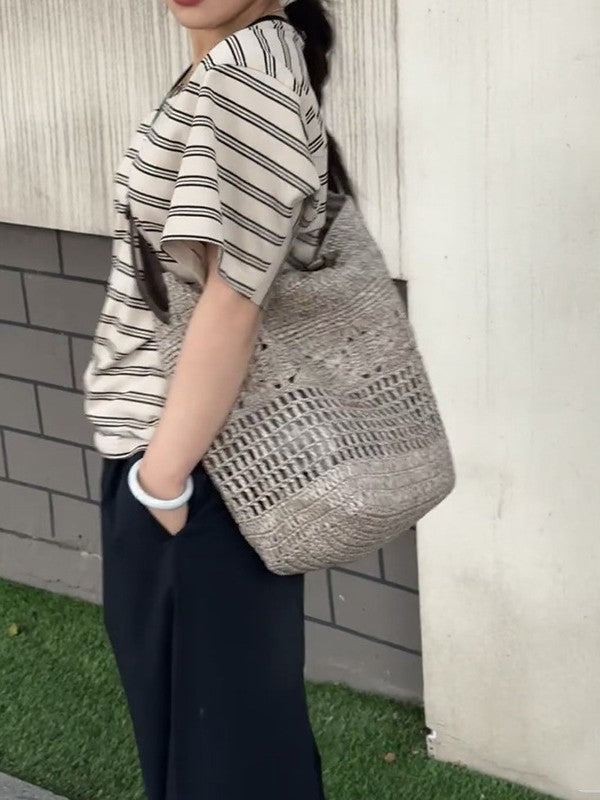 Women's Hand-woven Seaside Holiday Large Capacity Totes Commuting Bags