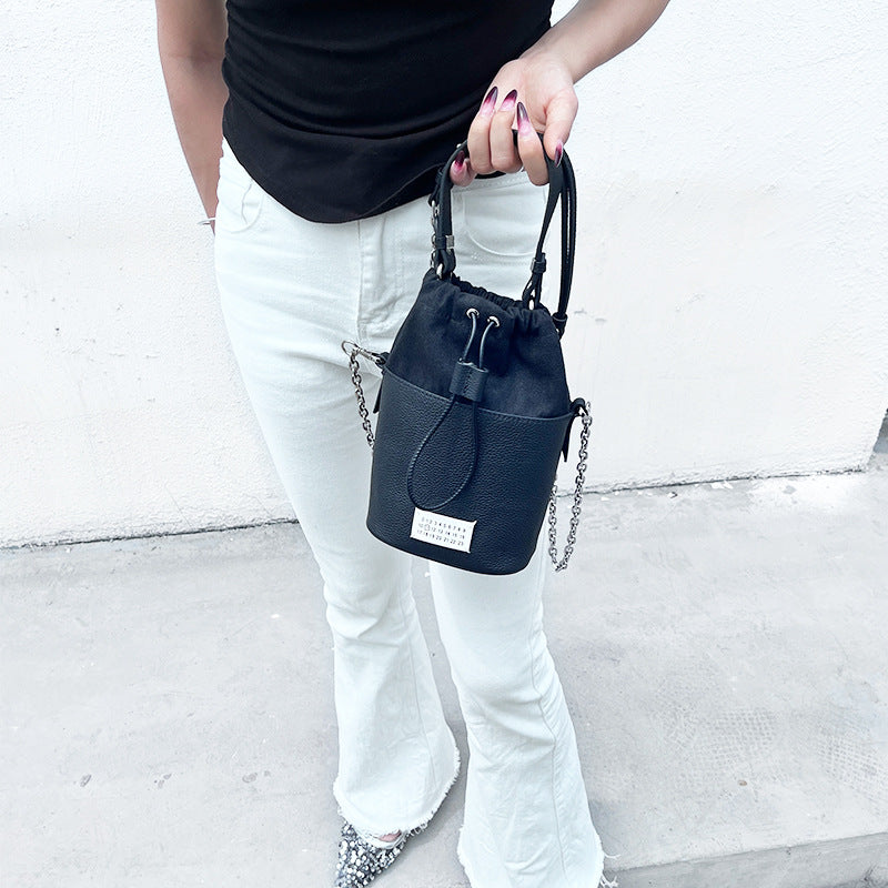 Women's Rich Chain One Drawstring First Layer Cowhide Bags