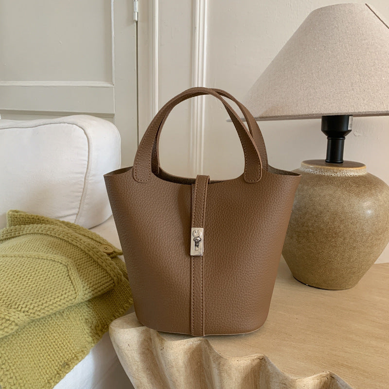 Women's Simple Lychee Pattern Design Korean Style Graceful Fashionable Bucket Bag