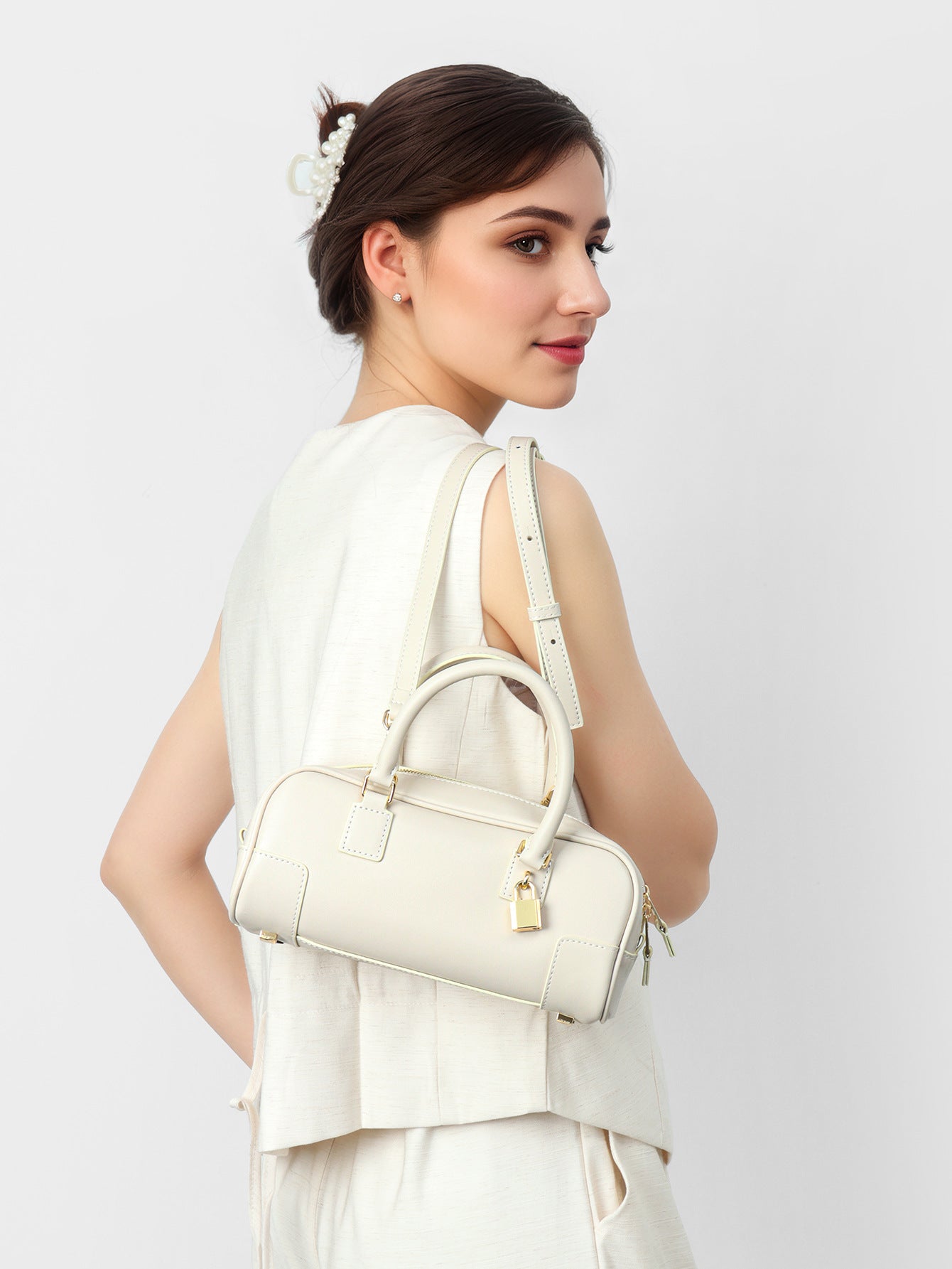 Women's Design Genuine Leather Retro Underarm Bowling Shoulder Bags