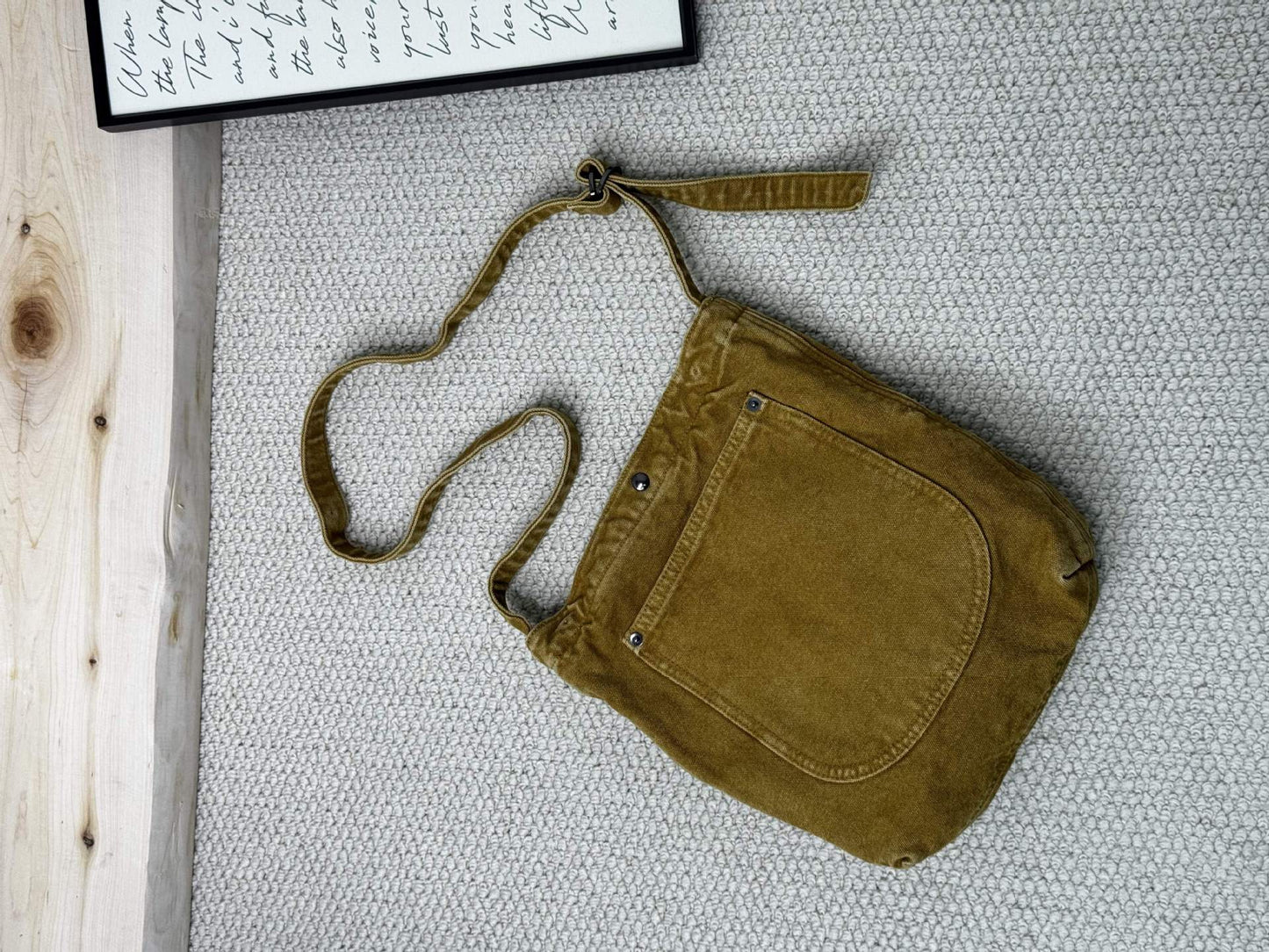 Retro Washed Canvas Large Capacity Style Women's Messenger Bag