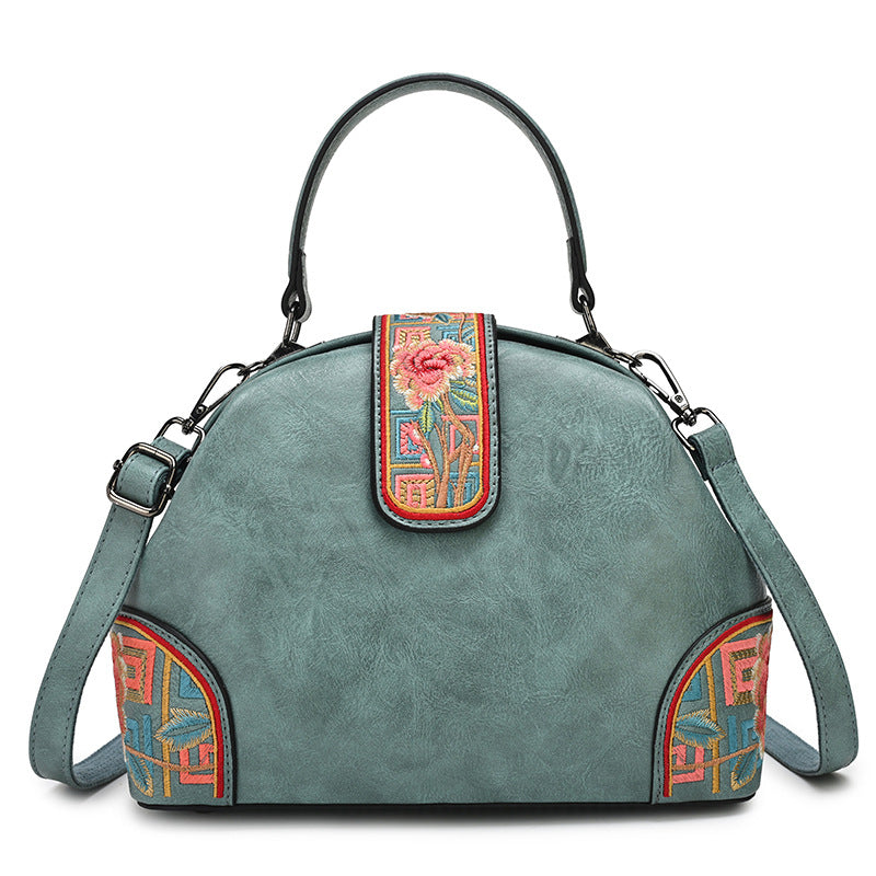 Women's Carving Printed Ethnic Style Large Capacity Retro National Women's Messenger Bag