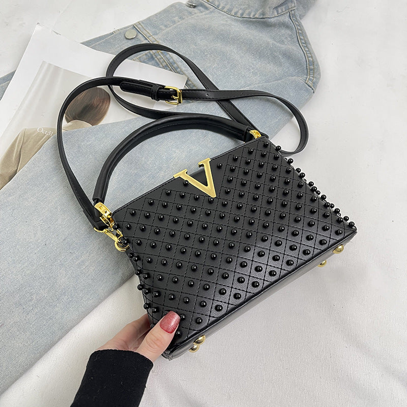 Women's Trendy Lady Pearl Portable Street Shot Commuter Women's Shoulder Bag