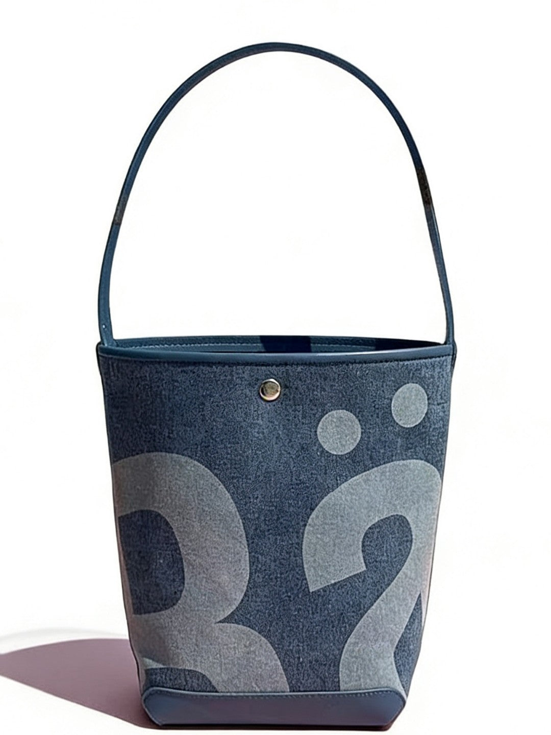 Niche Large Capacity Trendy Flying Woven Washing Water Bags
