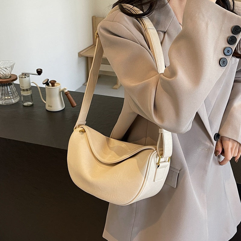 Women's Retro Fashion Soft Surface High Sense Bags