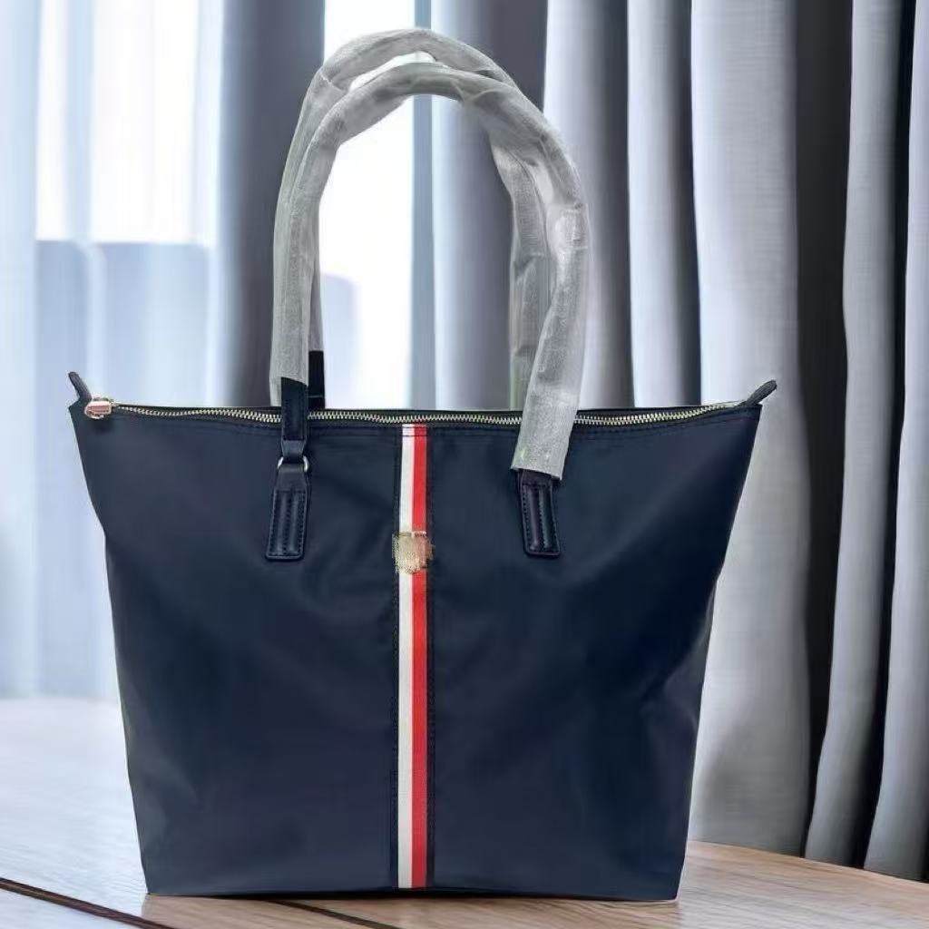 Women's Commuter Light Luxury Shopping Large Capacity Tote Bag