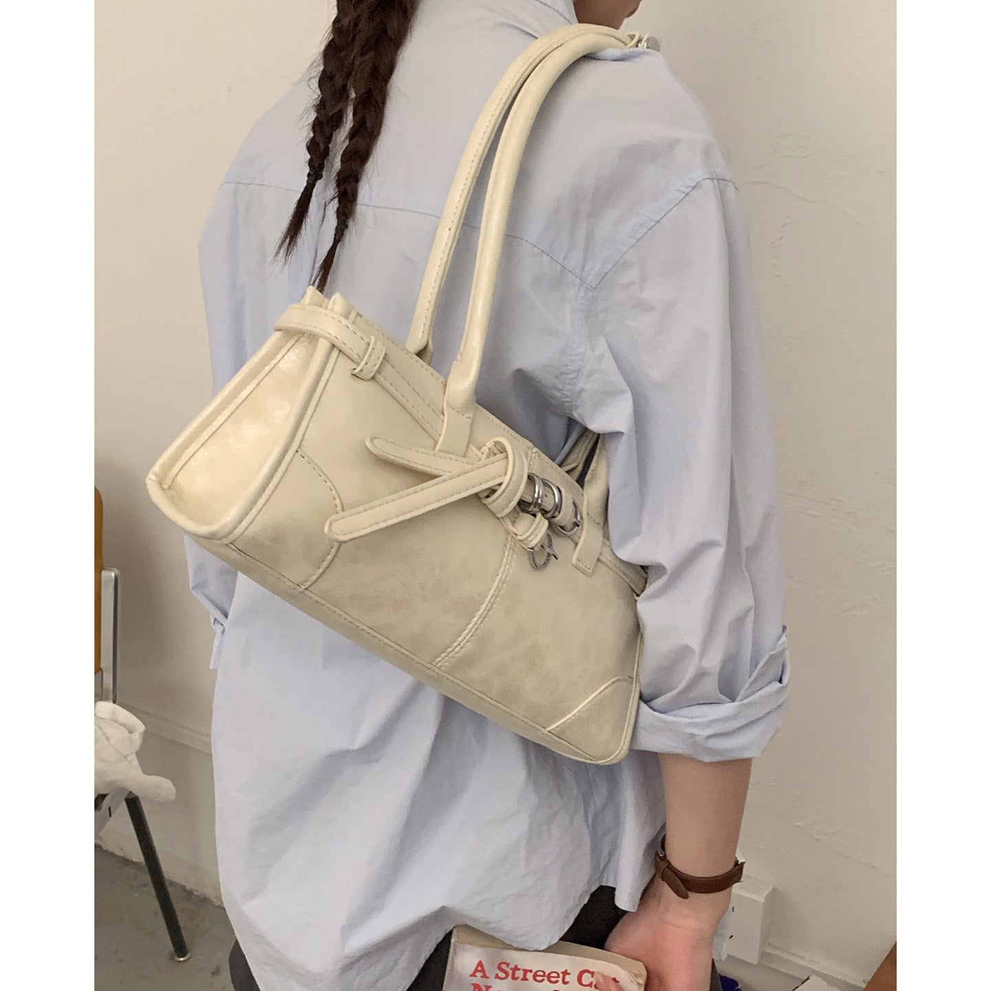 Women's Korean Style Niche Pink Portable Spring Fashion Commuter Underarm Bag
