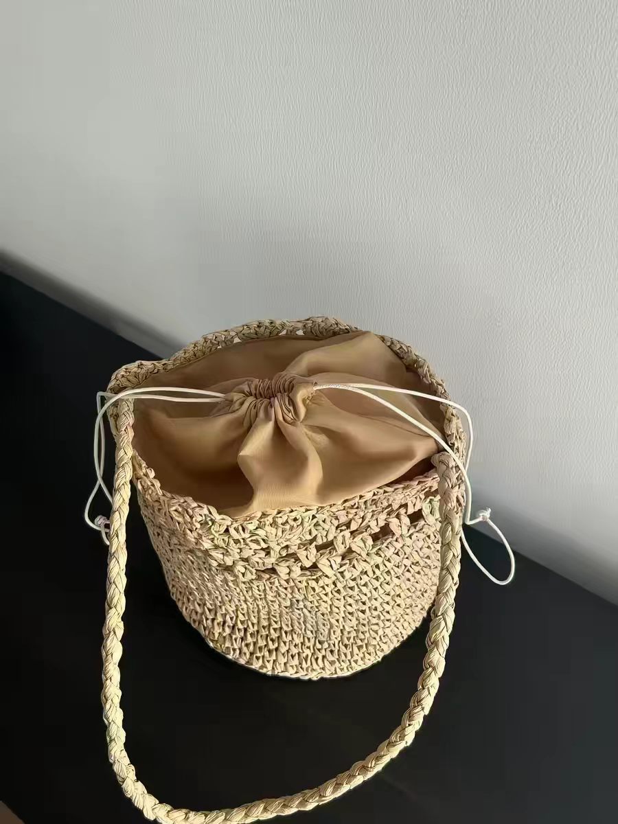 Single Straw Summer Hollow Lace Advanced Women's Shoulder Bag