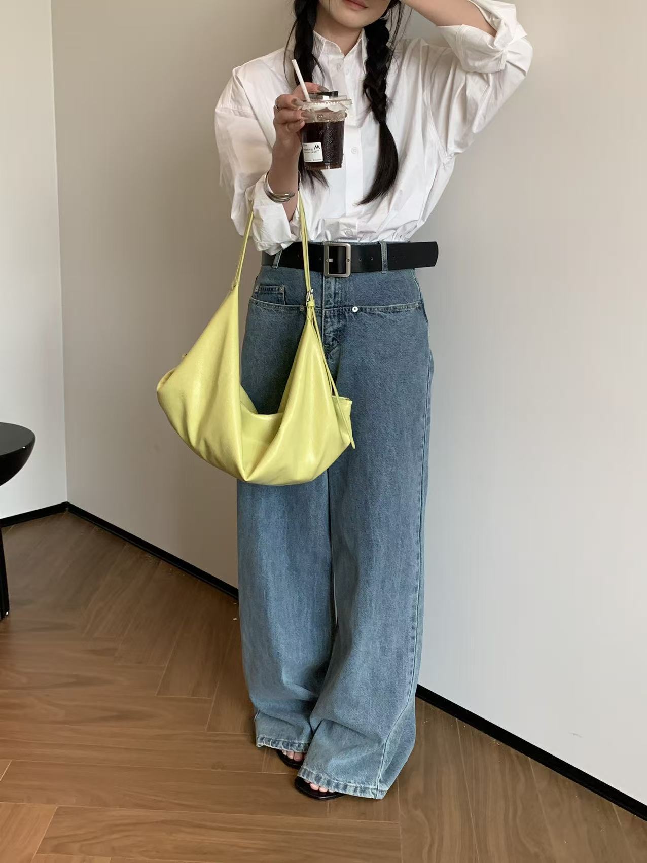 Oil Wax Leather Large Capacity Dumpling Style Underarm Tote Bag