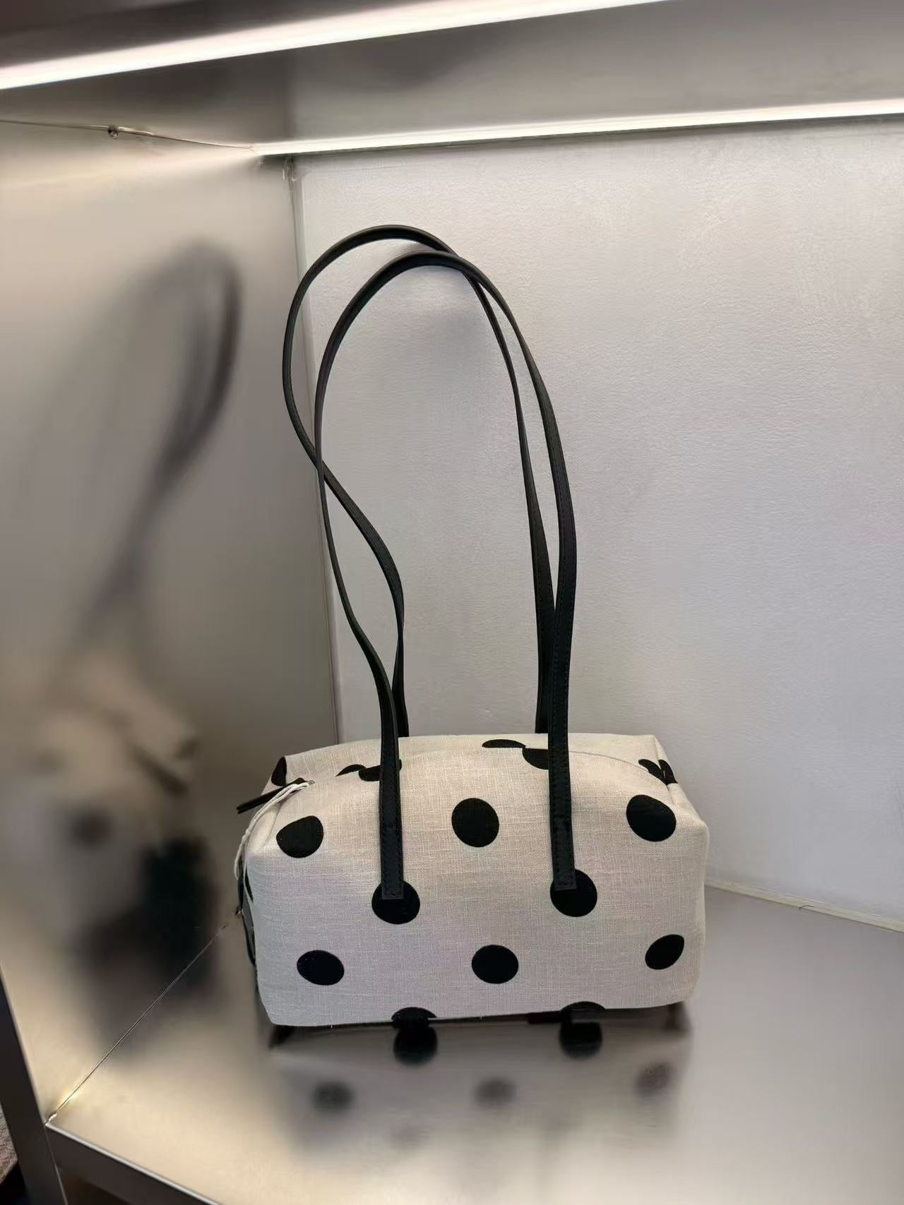 Classic Trendy Versatile Cloth Design Dot Women's Shoulder Bag