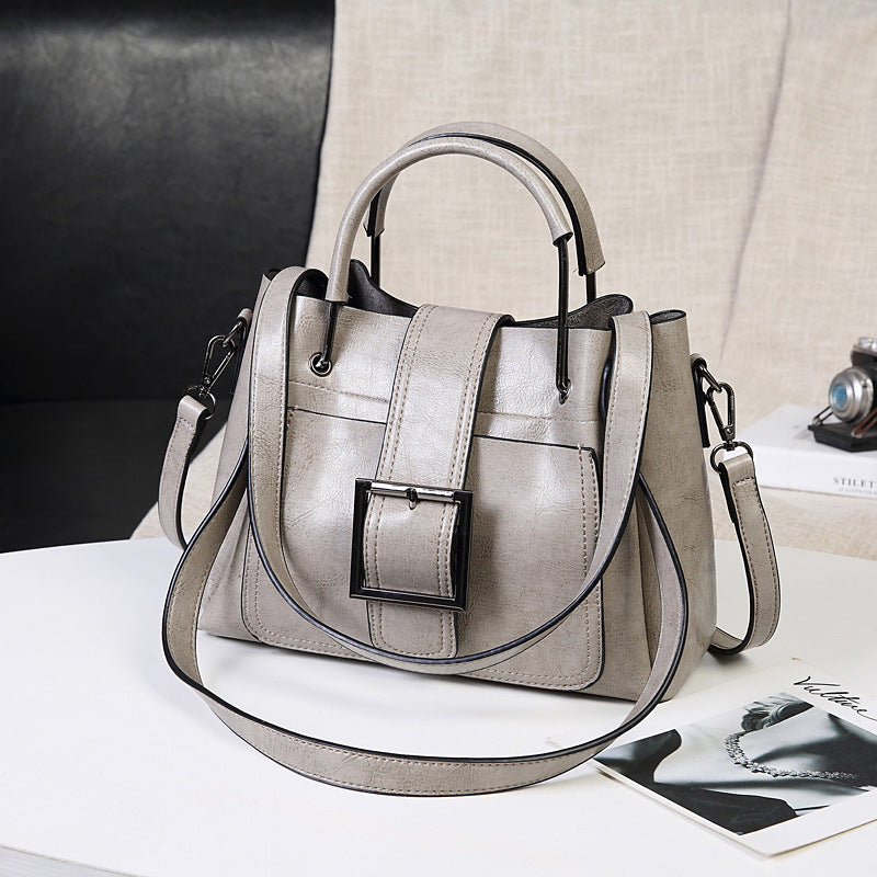 Women's Oil Wax Leather Portable Retro Fashion Large Tote Bags