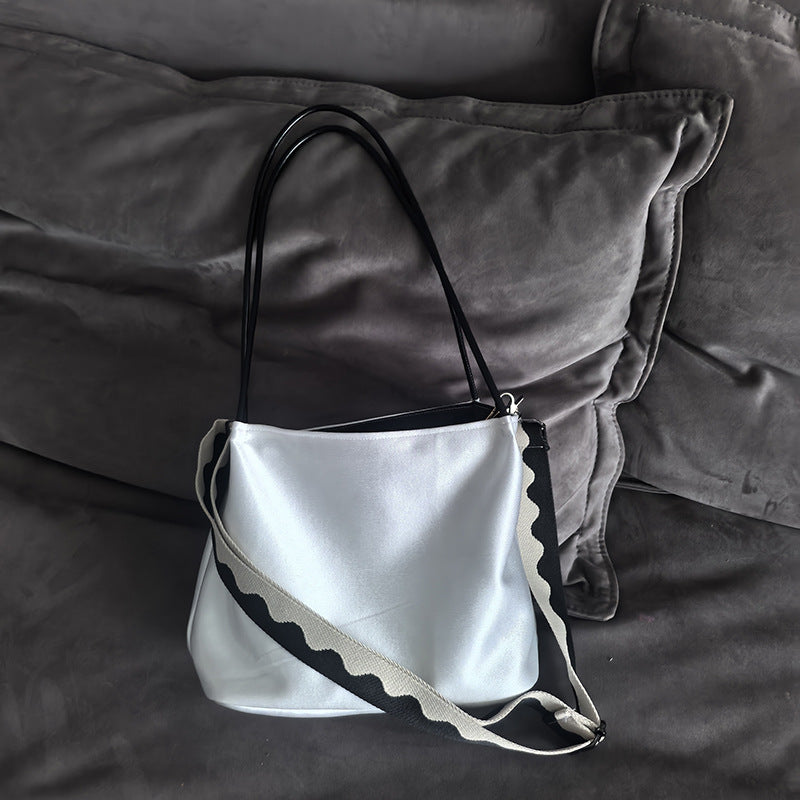 Women's Satin Clutch National Style Literary Blank Floating Bucket Bag