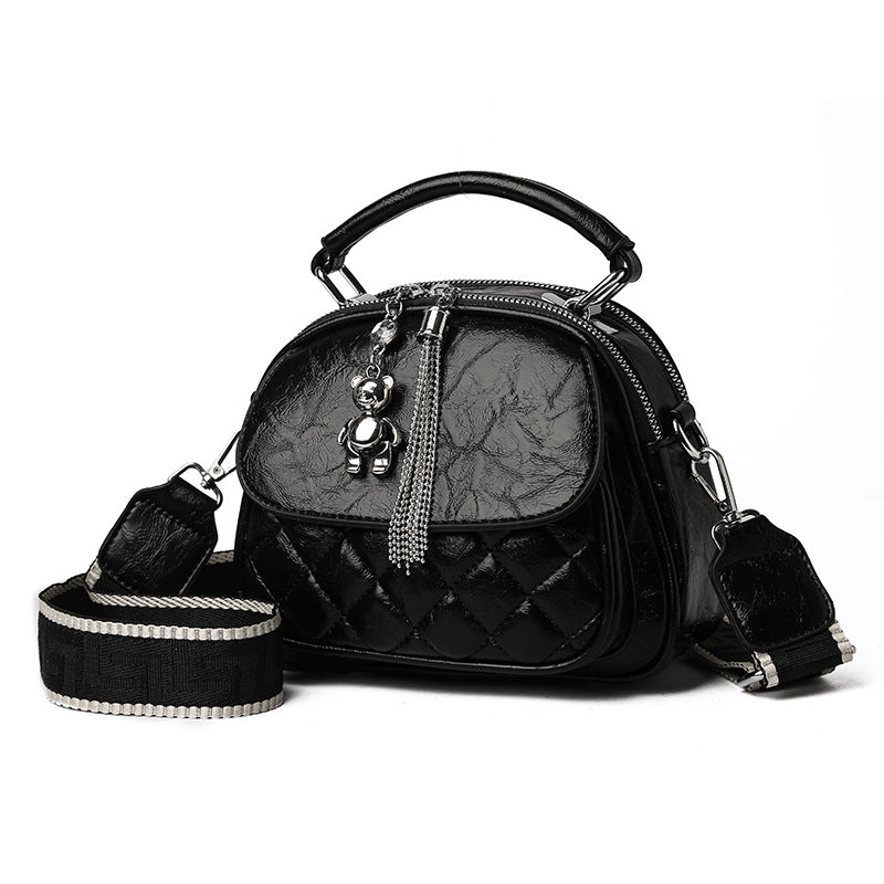 Women's Fashion Rhombus Tassel Bear Pendant Round Bags