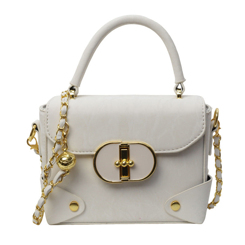 Women's Classic Retro Style Chain Simple Niche Bags