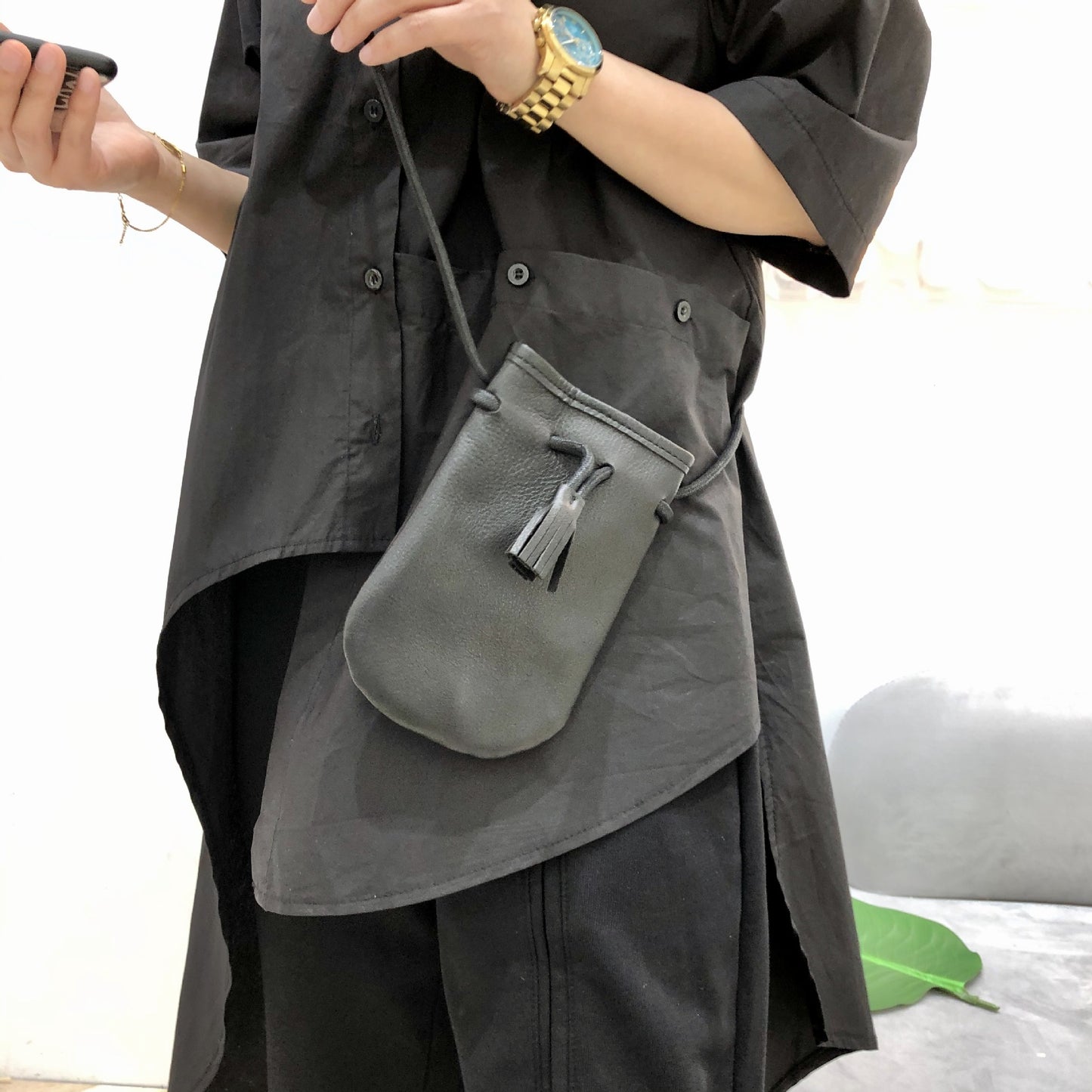 Women's Genuine Leather Handmade Mori Style First Layer Cowhide Phone Bags