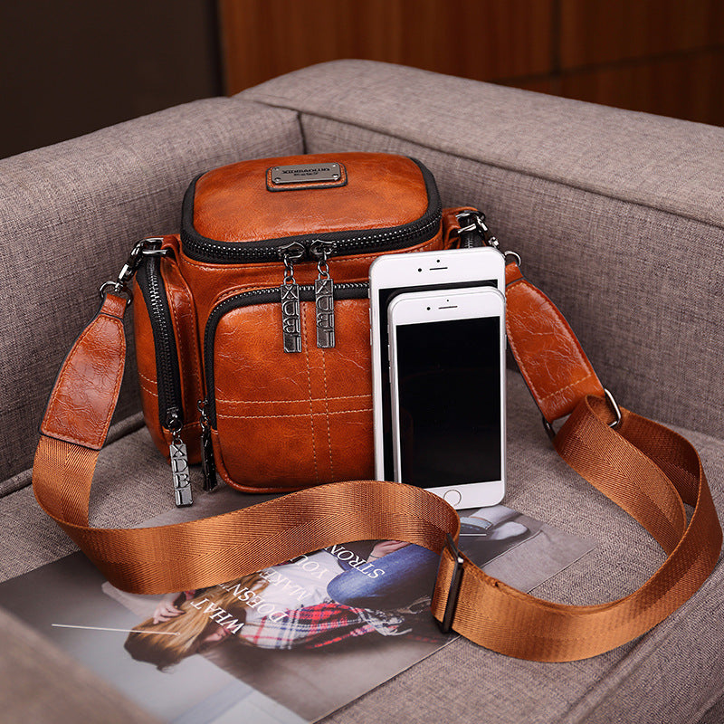 Women's Retro Fashion Circular Large Capacity Women's Shoulder Bag