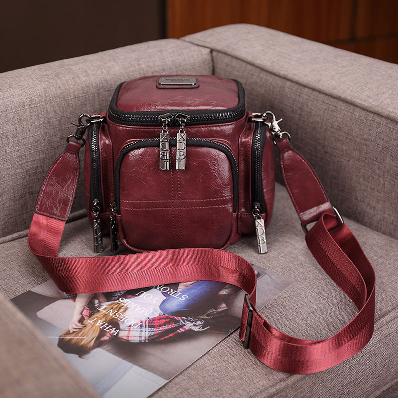 Women's Retro Fashion Circular Large Capacity Women's Shoulder Bag