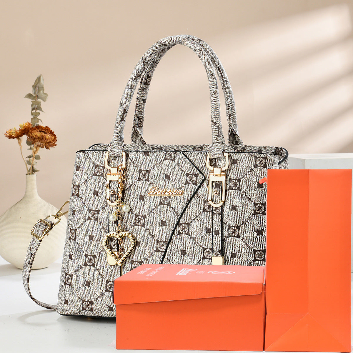 Women's Gift Mother Commuter Fashion Large Capacity Women's Handbag