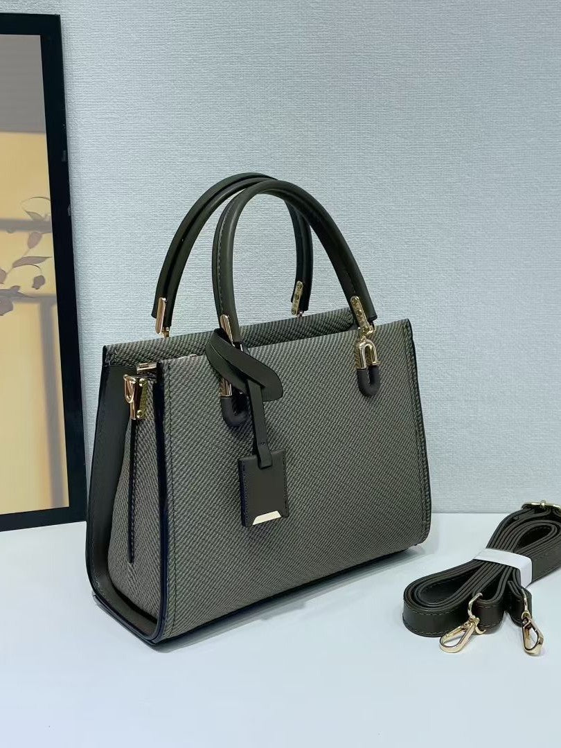 Women's Ornaments Commuter Urban Simple Large Capacity Women's Handbag