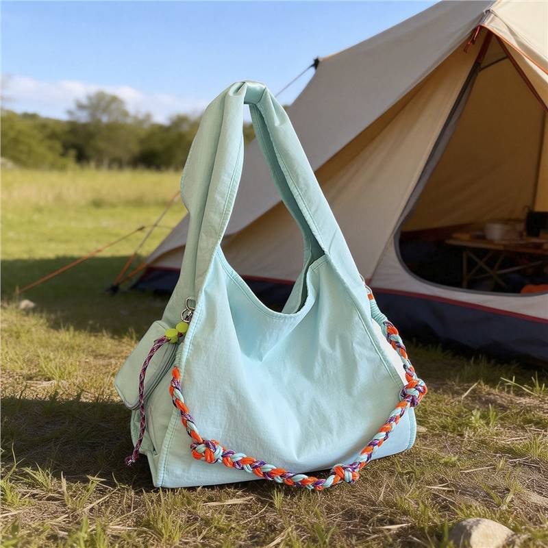 Large Capacity Party Class Fashion Nylon Women's Shoulder Bag