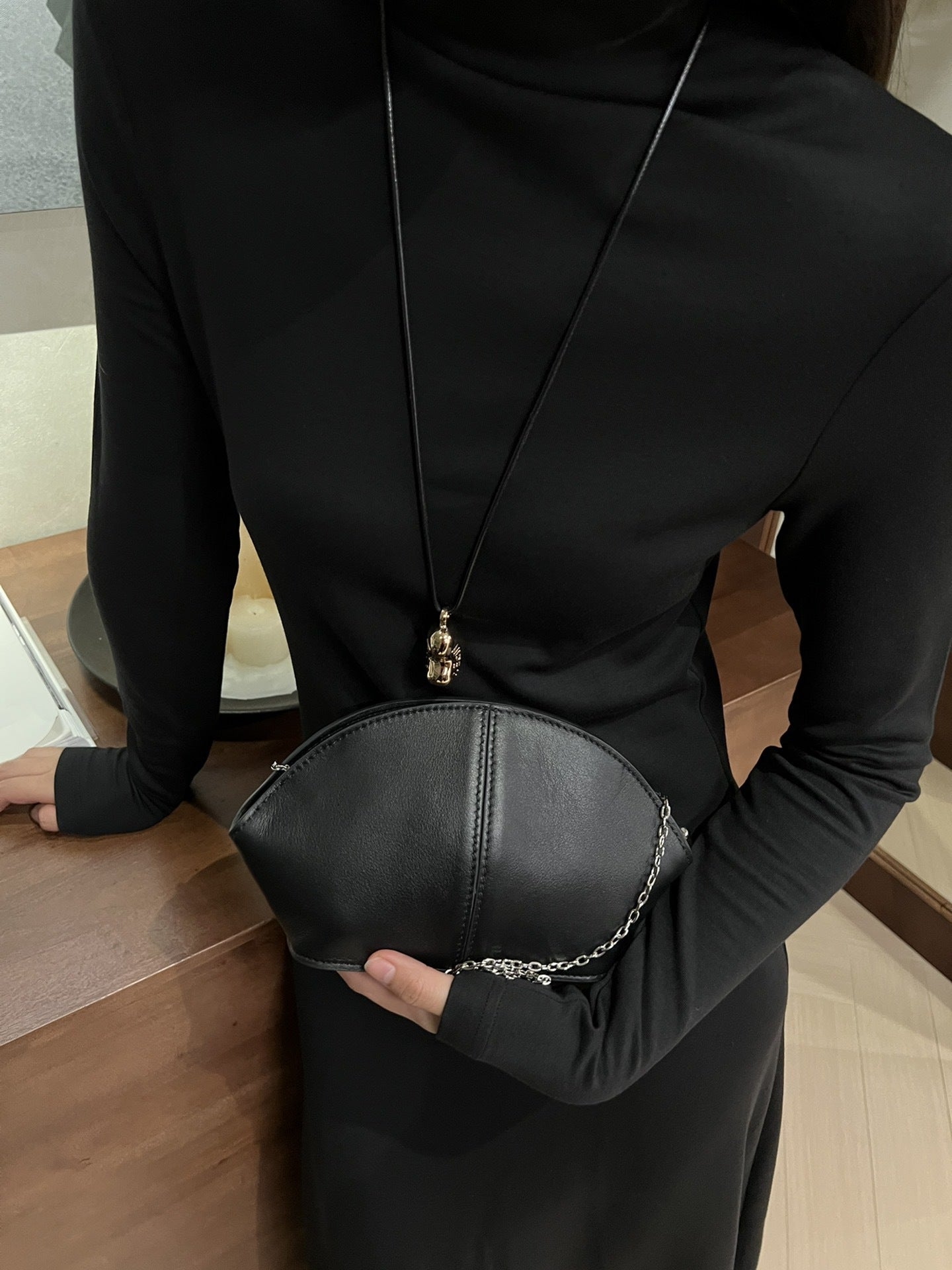 Women's Elegant Clutch Shell Dinner Light Luxury Versatile Chain Genuine Bags