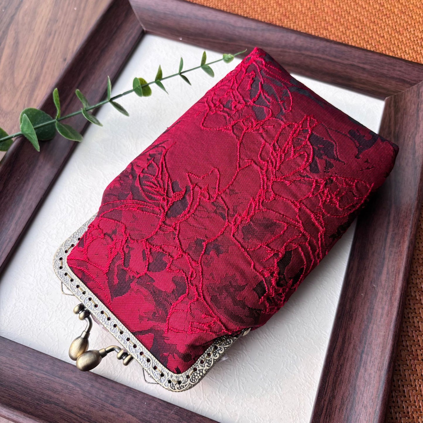 Finished Ancient Style Female Vertical Retro Tassel Frame Mobile Phone Bag